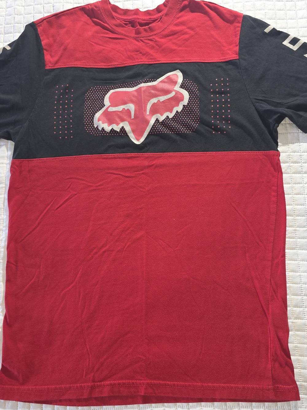 Y2k Fox Red and Black Panel Short Sleeve Tee with Fox Head Logo